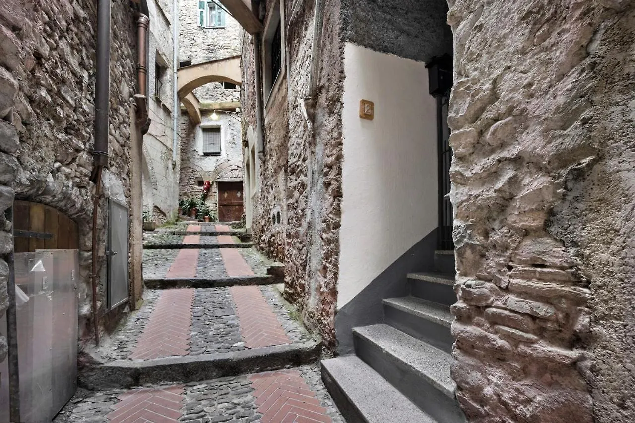 La Stanza Segreta Platinum Apartment Dolceacqua Italy